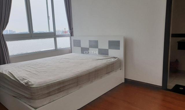 Mình cần bán gấp căn hộ Quốc Cường Giai Việt đường Tạ Quang Bửu, Q.8, diện tích 83m2, 2 phòng ngủ