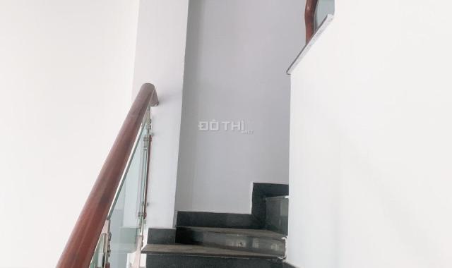 Bán nhà 2,5 tỷ SH riêng 4x11m, nằm ngay Liên Khu 45, LH 0983 677 359