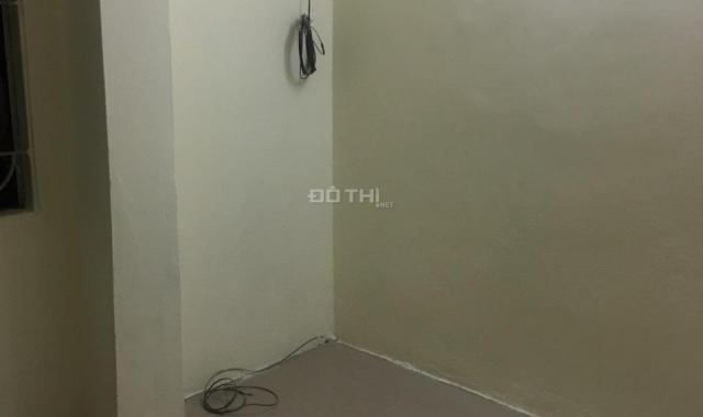 Hot nhà Đại La, Hai Bà Trưng 15m2 x 4T, gần phố, ở luôn, giá 530 triệu