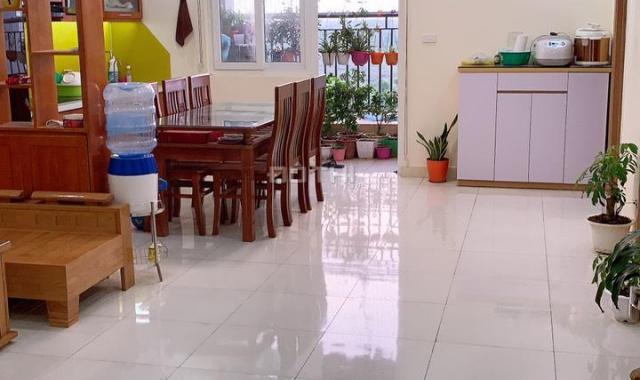 Bán căn hộ 76 m2 chung cư HH01A Thanh Hà