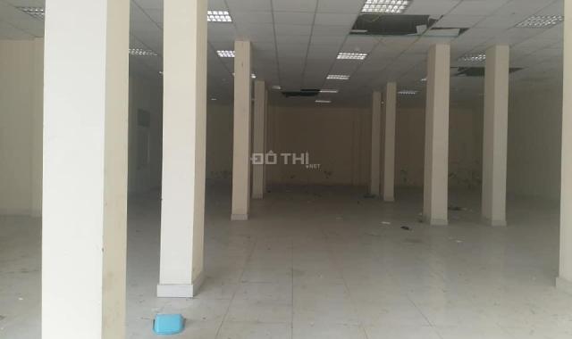 Cho thuê văn phòng chính chủ Duy Tân, Trần Thái Tông, DT: 100-130-140-200m2, 0983496930