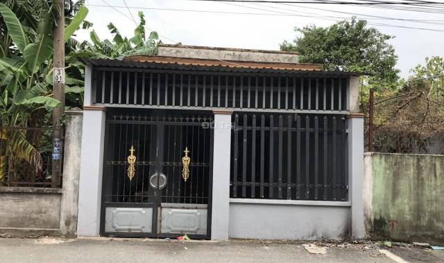 Chính chủ cần bán căn nhà cấp 4 mặt tiền đường Nguyễn Bính trung tâm TX Dĩ An