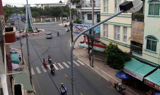 Bán nhà mặt tiền tiện kinh doanh tại đường Thiên Hộ Dương, TP. Cao Lãnh, giá tốt