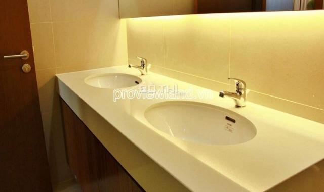 Cần bán căn hộ tại Thảo Điền Pearl tầng cao 3PN căn góc view đẹp, DT 134.5m2