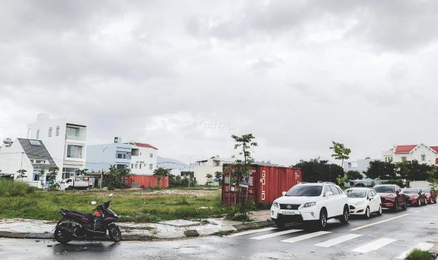 Vị trí vàng gần biển, có sổ đỏ, ngay trung tâm TP Đà Nẵng, vị trí đẹp - giá rẻ sụp hầm - đã có sổ