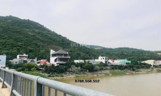 Bán đất mặt tiền view Sông Tắc thoáng mát, xây dựng tự do 80m2 giá rẻ, LH 0788.558.552