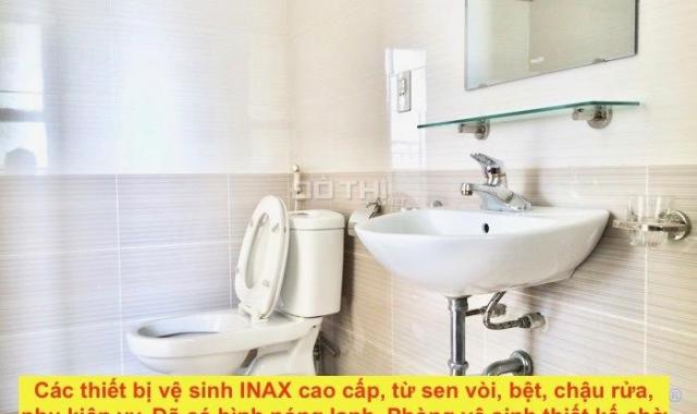 Gia đình em cần bán gấp căn góc 96.5m2, 2PN, 2WC, tầng trung, tòa NO17 Sài Đồng giá rẻ