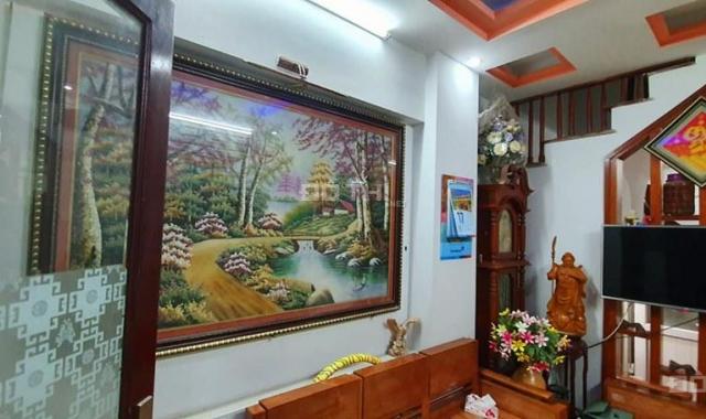 Bán nhà riêng tại ngõ 300 Nguyễn Xiển, 40m2, 5 tầng, cách ô tô 20m, nhà còn rất mới, ảnh thật 100%