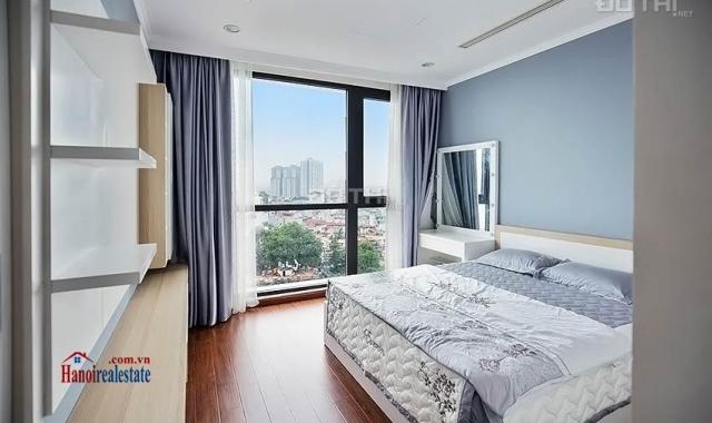 Bán gấp căn hộ 3PN tòa R6 Royal City 103m2, giá 4,6 tỷ