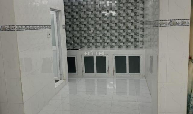 Bán căn hộ 60m2 lô A, Lầu 3, quận 11, tiện ích đầy đủ, SHR, giá tốt