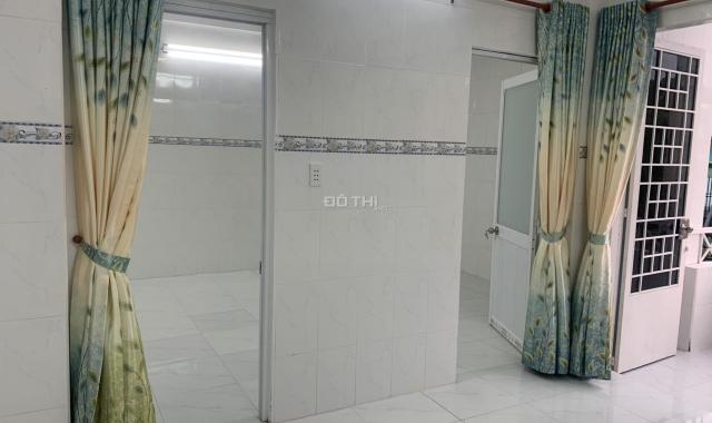 Bán căn hộ 60m2 lô A, Lầu 3, quận 11, tiện ích đầy đủ, SHR, giá tốt