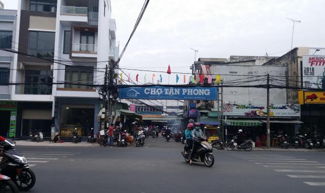 Nhà ngay chợ Tân Phong 7x21m, tổng 145m2, cần bán nhanh 4 tỷ 150 triệu, rẻ nhất khu vực chợ