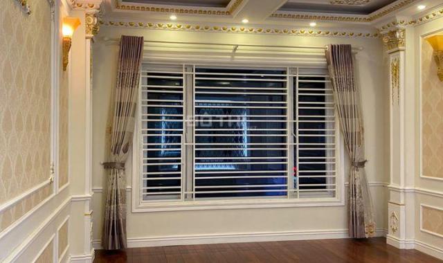 Bán nhà ngõ 1194 đường Láng, Đống Đa ngõ thông, DT 42m2x5T, giá 5,2 tỷ, kinh doanh tốt