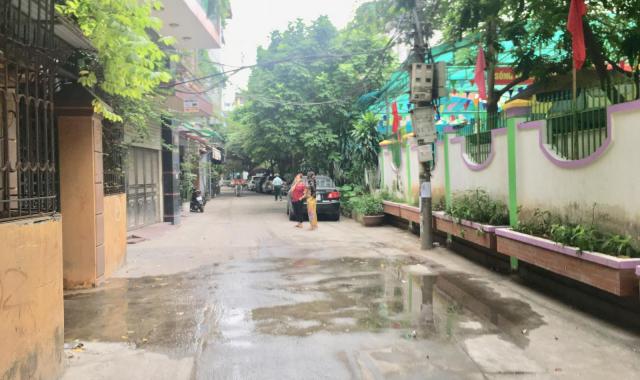 Cần bán cực gấp - 6.35 tỷ ngõ to ô tô tránh nhà đẹp - Nhân Hòa - Thanh Xuân