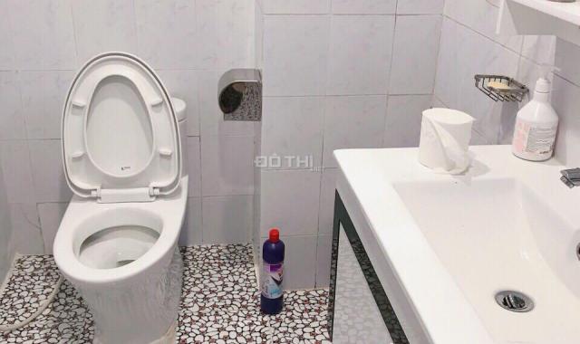 Cho thuê gấp căn hộ 2 phòng ngủ, full đồ tòa N4A khu Trung Hòa Nhân Chính, LH: 0983511099