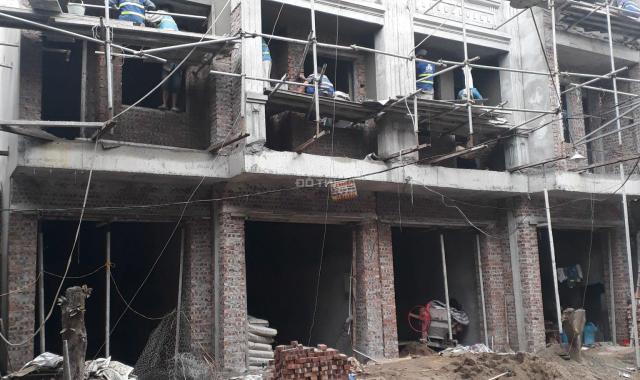 Bán nhà xây mới Kim Giang, Hoàng Mai 38m2, ôtô vào nhà, 0986305399