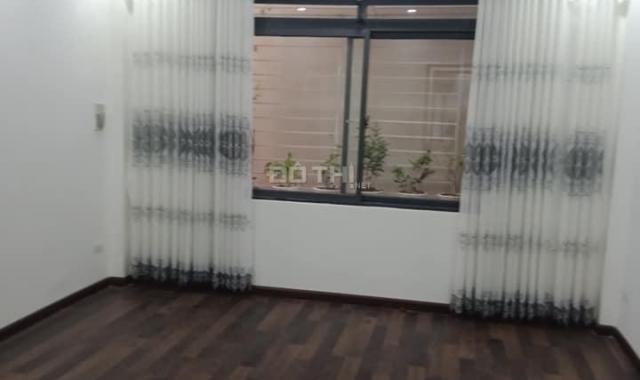 Bán nhà Khâm Thiên, 25m ra phố, 43m2 x 3T, giá 3 tỷ 2. Phố Lâm 0924764755