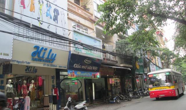 CC cho thuê văn phòng khép kín mặt phố Nguyễn Tuân sầm uất, 68m2 chỉ 5 triệu/th. LH: 0989.62.6116