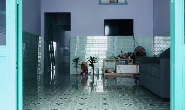 Bán nhà đường Lái Thiêu 50, DT: 87m2, thổ cư 85m2, nhà có 2 phòng ngủ, sổ hồng riêng bao sang tên