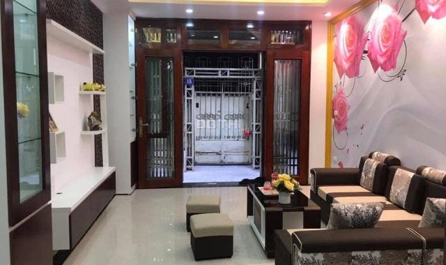 Bán nhà phố Dương Quảng Hàm, 38m2 * 5T siêu đẹp, về ở ngay trước tết. LH: 0923 829 272