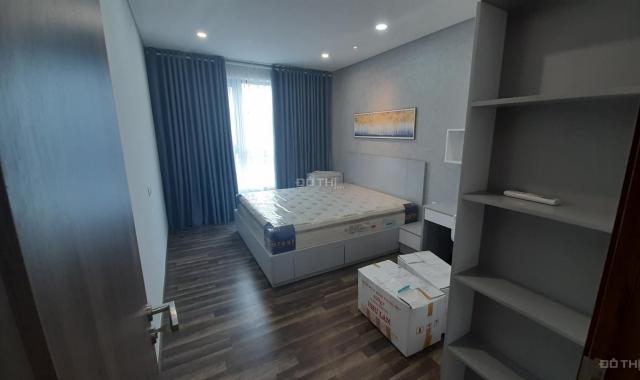 Cho thuê căn 3 phòng ngủ Hà Đô Centrosa 25 triệu/th, full đồ view đẹp. LH: 033 604 9498