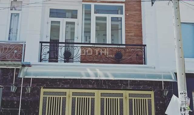 Bán nhà sổ hồng riêng đường Hà Huy Giáp, phường Thạnh Lộc, Quận 12, đúc một trệt, hai lầu
