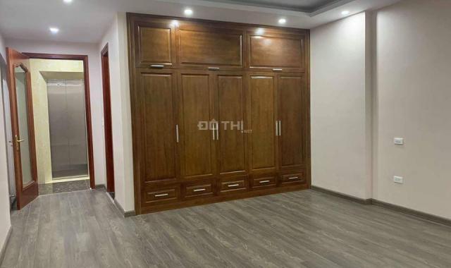 Bán nhà BT sân vườn Lê Hồng Phong, Lô góc, ôtô tránh, giá nhỉnh 6 tỷ, 0368575106