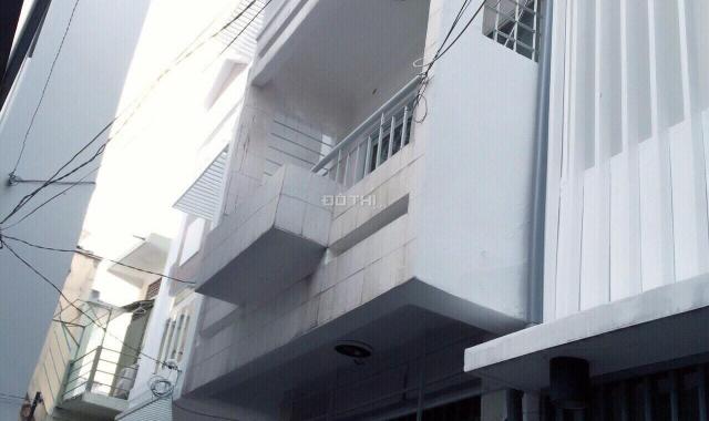 Nhà hẻm Phan Đình Phùng, PN ngay cầu Kiệu - DT: 3x11m vuông vức, 1 lầu BTCT, 2 phòng ngủ