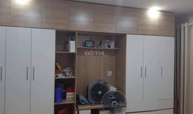 Gần phố ở ngay Thanh Nhàn, Hai Bà Trưng, 20m2, giá 1.8 tỷ