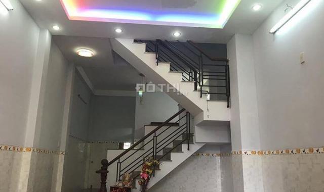 Cô Thanh bán gấp nhà 110m2 hẻm xe hơi đường Độc Lập - Sổ riêng