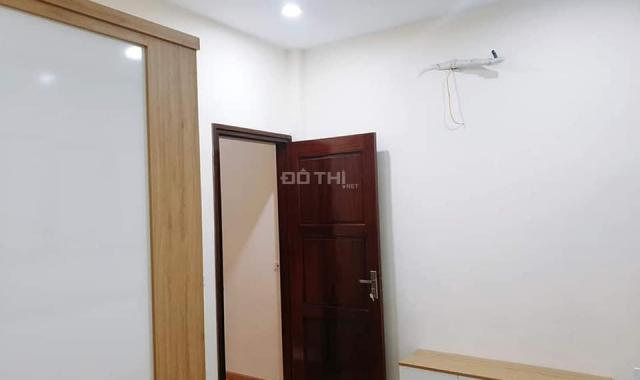 Bán gấp nhà phố Trần Bình, 5T, MT 4.3m, giá cực rẻ, sđ nở hậu, nhà đẹp, LH: 0368643299