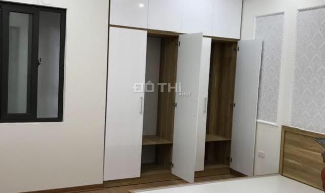 Nhà đẹp giá rẻ(45m2*5T*4,2 tỷ)gần mặt đường 70 Đại Mỗ-Nam Từ Liêm-HN, ô tô vào, KD tốt. 0399491986