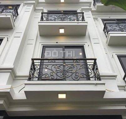 Bán nhà riêng tại Hà Nội, bán nhà mới xây DT 40m2, xây 4,5 tầng, giá 3,3 tỷ, Đống Đa