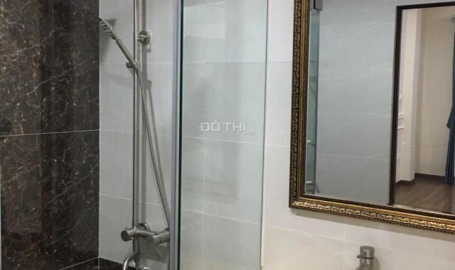 Bán nhà riêng tại Hà Nội, bán nhà mới xây DT 40m2, xây 4,5 tầng, giá 3,3 tỷ, Đống Đa