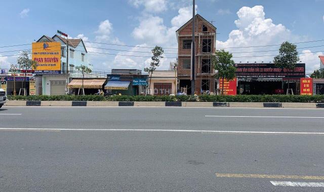 Bán đất mặt tiền đường Phạm Ngọc Thạch - Hướng Đông Nam mát mẻ, đường 6 làn xe