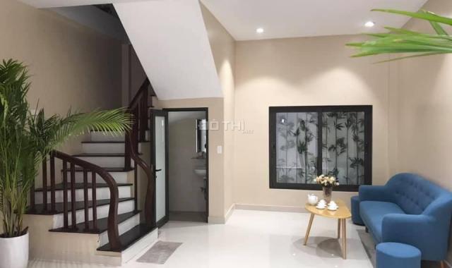 Nhà đẹp phố Nguyễn Lương Bằng 42m2, MT 4m, lô góc, nhà đẹp ở ngay