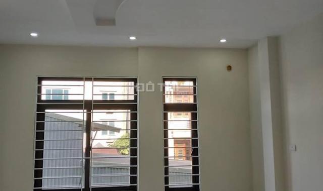 CC bán nhà ở Bế Văn Đàn, Hà Đông (40m2* 4T), giá: 2.8 tỷ. LH: 0843.114.333