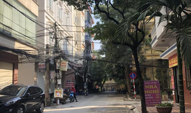 Cần bán nhà (apartment): Căn góc (ngõ 61 Phạm Tuấn Tài - ngõ 421, Hoàng Quốc Việt)