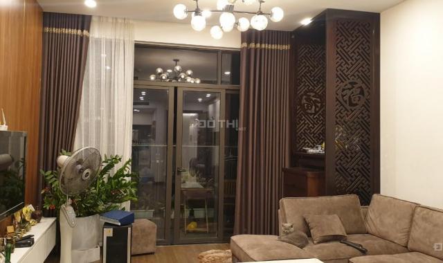 Chính chủ bán căn góc 3PN, T1, view trọn sông Hồng, full đồ đẹp, 124m2. Giá: 8.2 tỷ