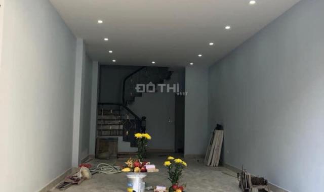 Cho thuê nhà riêng 5 tầng gần Thạch Bàn, Long Biên, 50 m2, giá: 11 triệu/tháng. LH: 0984.373.362