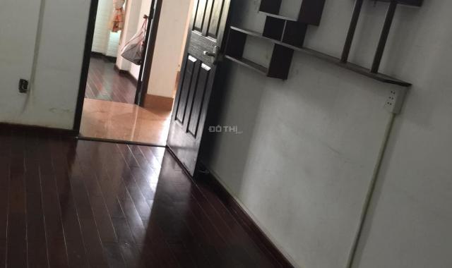 Cần bán chung cư 5 tầng khu An Phú, An Khánh, 68m2, 2PN, đã có sổ hồng, giá 2.35 tỷ. LH: 0906889776