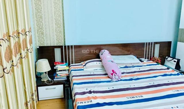 Tết! Bán nhà Vũ Tông Phan, diện tích 41m2, 5 tầng, kinh doanh, giá 3 tỷ