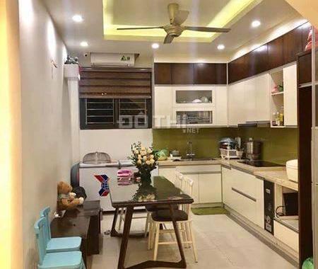 Bán nhà chính chủ về ở ngay phố Bạch Mai, DT 45m2, giá 4 tỷ