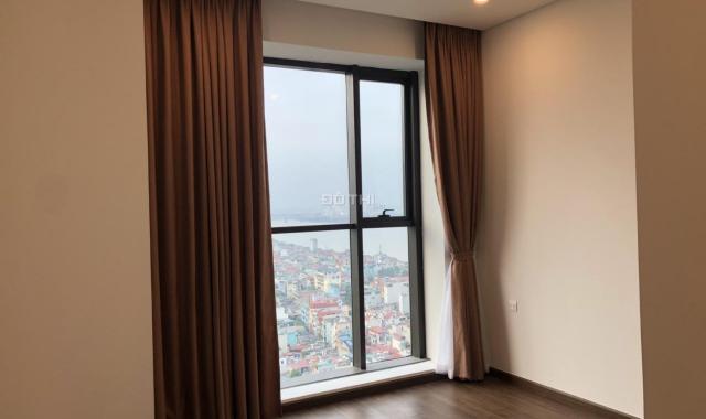 Chính chủ bán căn hộ 4PN, 161m2, chung cư Sun Ancora Lương Yên, giá: 8 tỷ