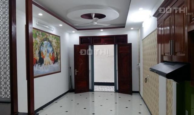 Nhà số 8 ngõ A3 phố 8/3, Thanh Nhàn, Hai Bà Trưng. Chính chủ, 5 tầng x 43 m2 mới, 3,68 tỷ