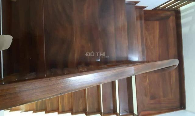 Bán nhà phố Bằng Liệt, Hoàng Mai, ô tô đỗ cửa, kinh doanh, 40m2 * 5 tầng, giá 2,9 tỷ