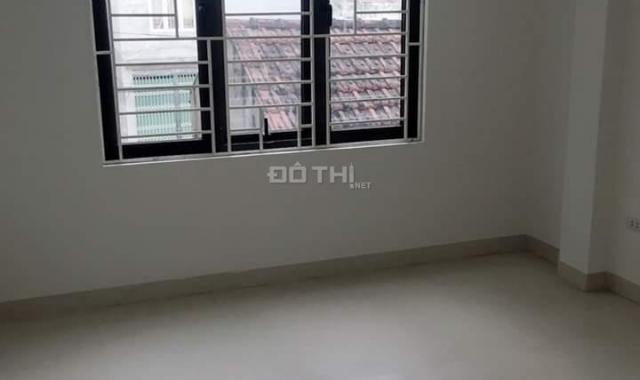 Nhà mới 33m2 x 3 tầng, 1,63 tỷ, cách chợ Thanh Lãm 50m, cách bến xe Yên Nghĩa 400m