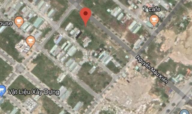 Đất mặt tiền Nguyễn Mậu Kiến gần đường Số 5, DT 107.5m2, hướng Đông Bắc giá tốt nhất khu vực