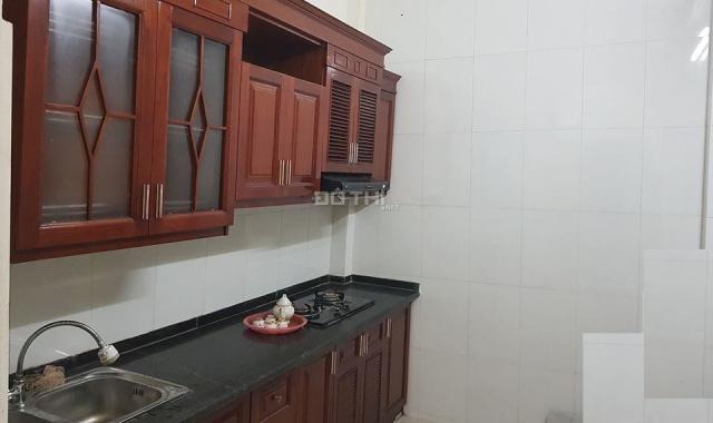 Bán nhà 4 tầng Linh Quang 30m2, MT 4m, giá 2.4 tỷ, lô góc kinh doanh, ngõ rộng, thông, 098607333