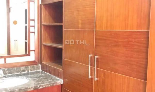 Cần bán nhà Yên Lạc, HBT, 55m2 3PN, nội thất đẹp, 5.8 tỷ